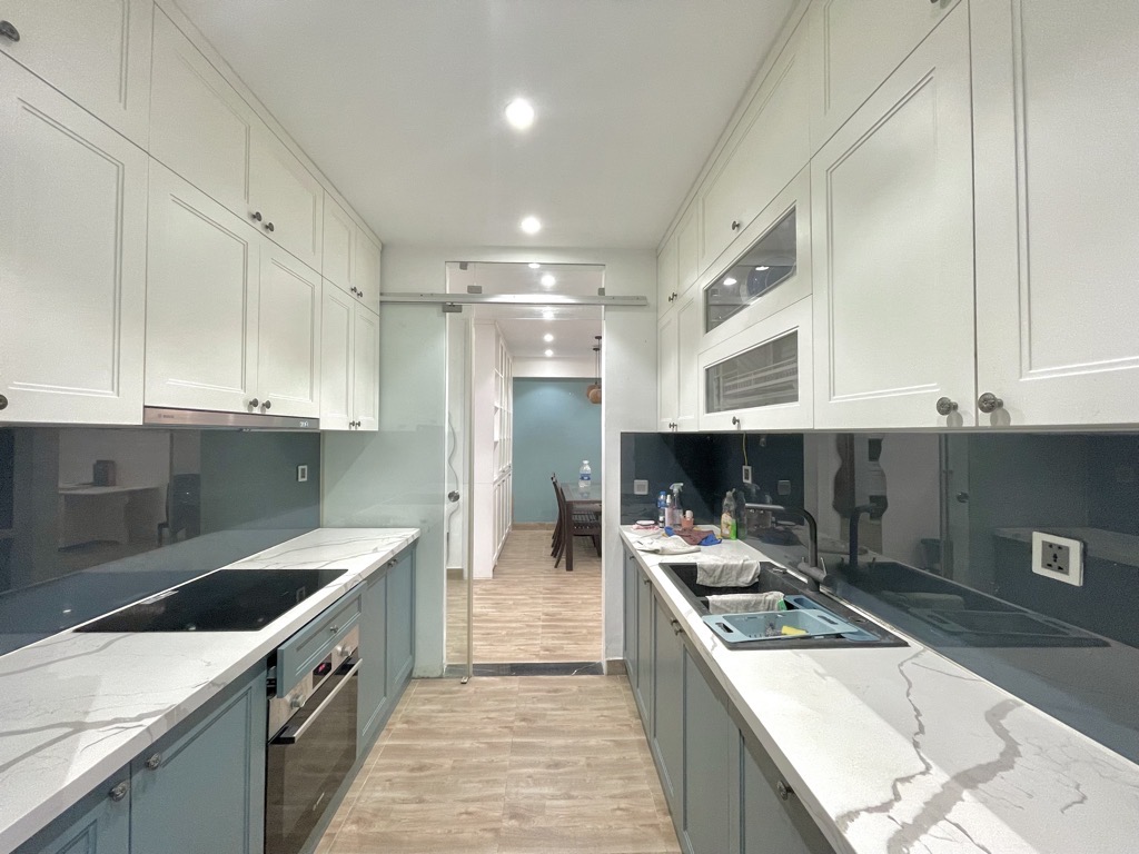 Bán CC Ciputra , 114 m2, giá 10.25 tỷ, tặng nội thất