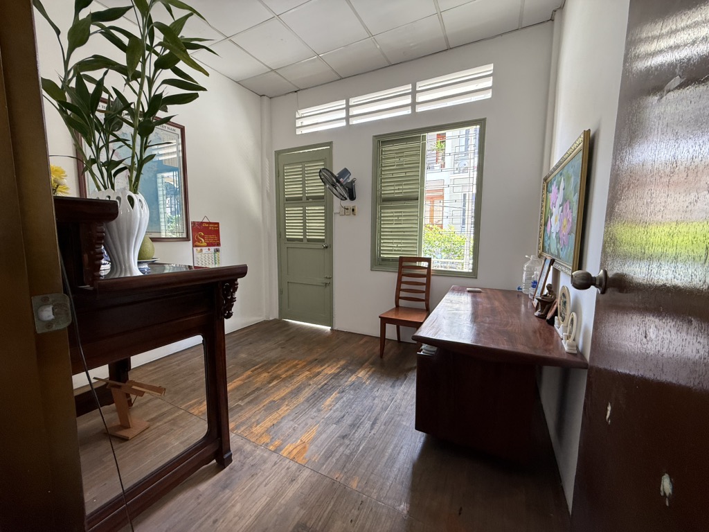 DÃY NHÀ TRỌ 10 CĂN PHÒNG MÔI PHÒNG RỘNG 16M2