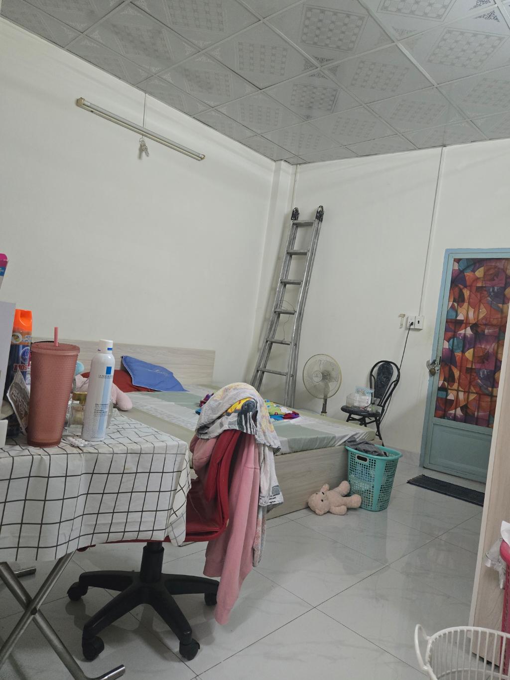 HẺM XE HƠI NGAY TRUNG TÂM LÊ VĂN VIỆT. LÃ XUÂN OAI. CHỢ TNPA GIÁ