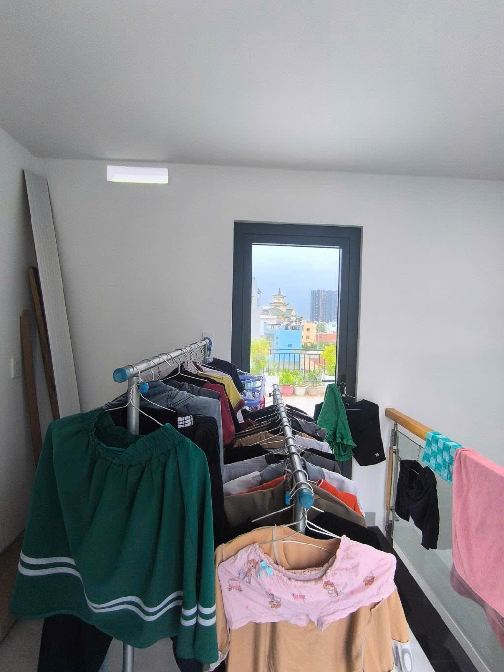 HOT HOT HOT GIẢM GIÁ 9.8 TỶ  MẶT TIỀN KHU PHÂN LÔ QUÂN ĐỘI VIP Q.2 CÁT LÁI THỦ ĐỨC