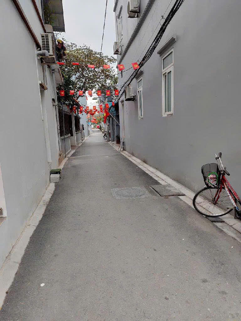 Bán đất Ngô Xuân Quảng, ngõ thông 2 đường lớn, diện tích 120m2, giá 15.9 tỷ