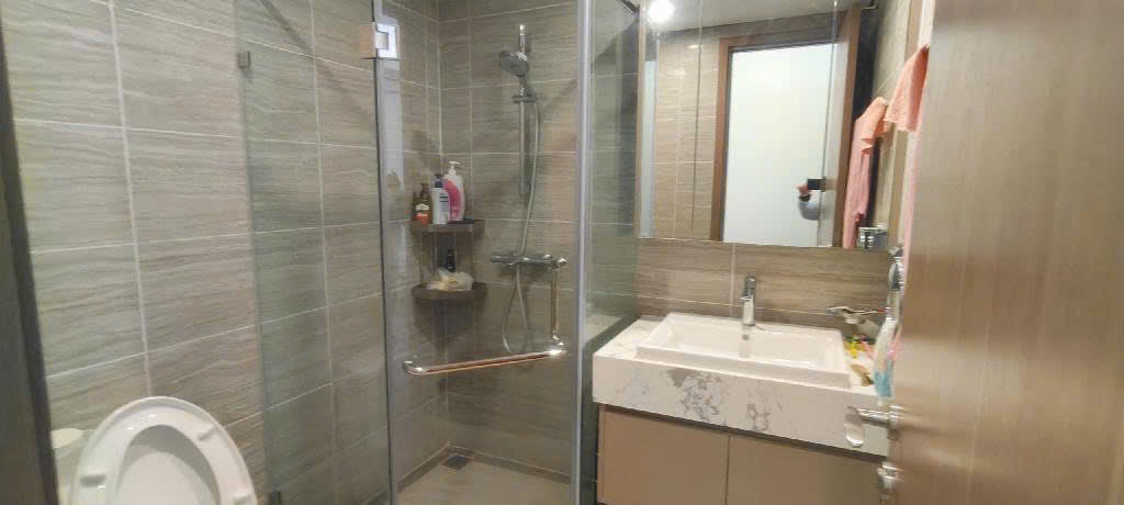 Bán Căn hộ R1.01 Vin 1, Căn góc 2 thoáng, Diện tích 74m2, Giá 5.65 tỷ