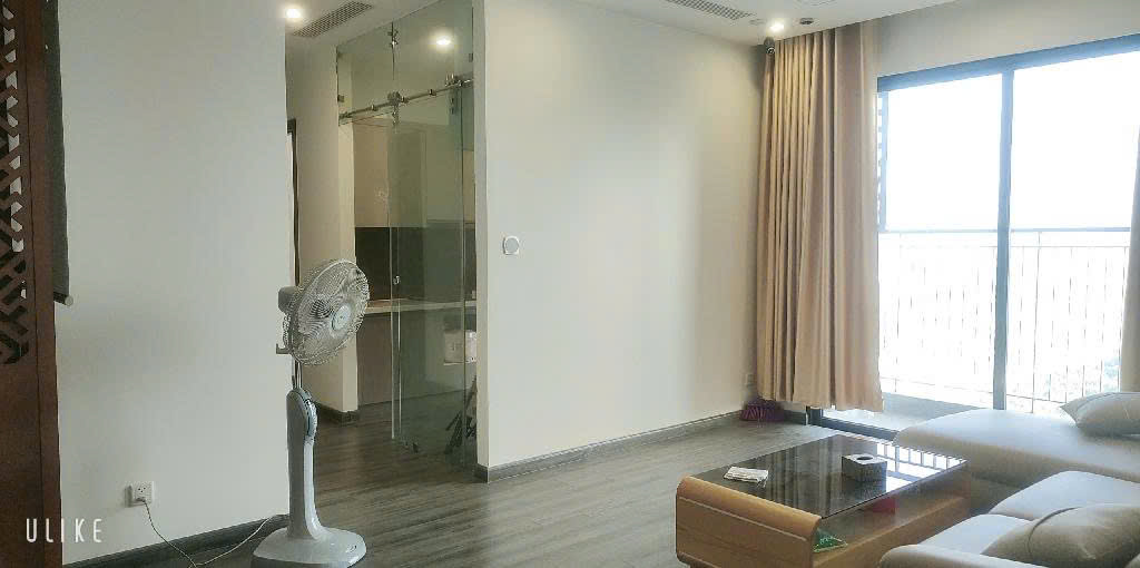 Bán Căn hộ R1.01 Vin 1, Căn góc 2 thoáng, Diện tích 74m2, Giá 5.65 tỷ