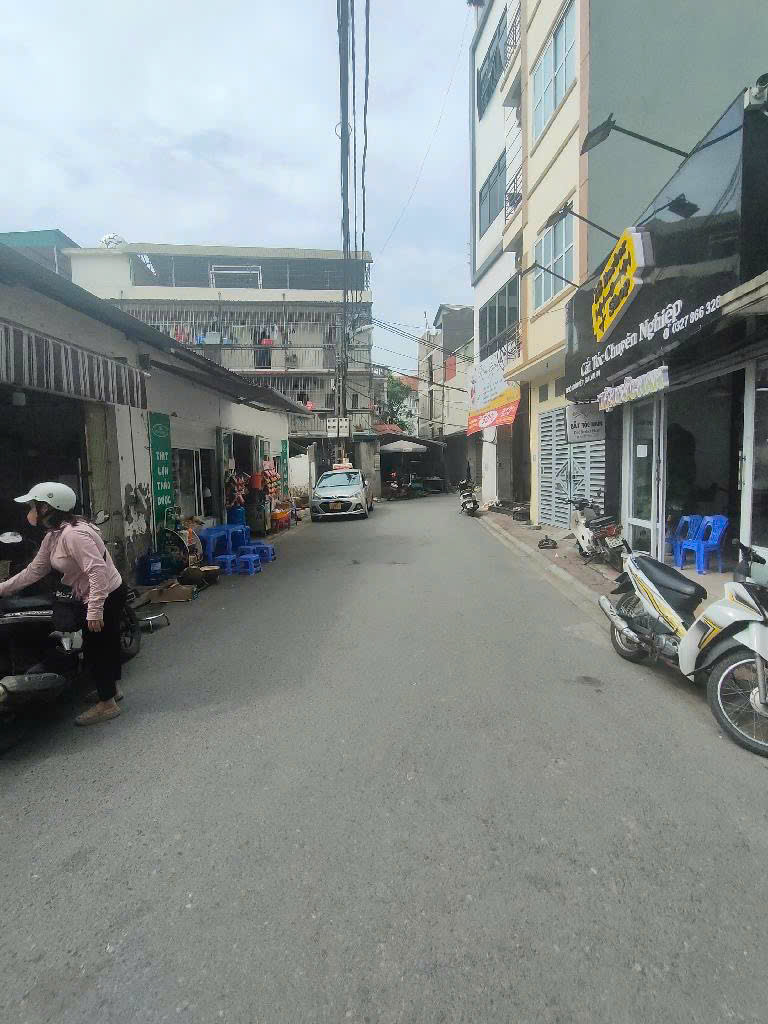 Bán nhà C4 Cửu Việt, Lô Góc, Diện tích 55m2, Giá 10.8 tỷ