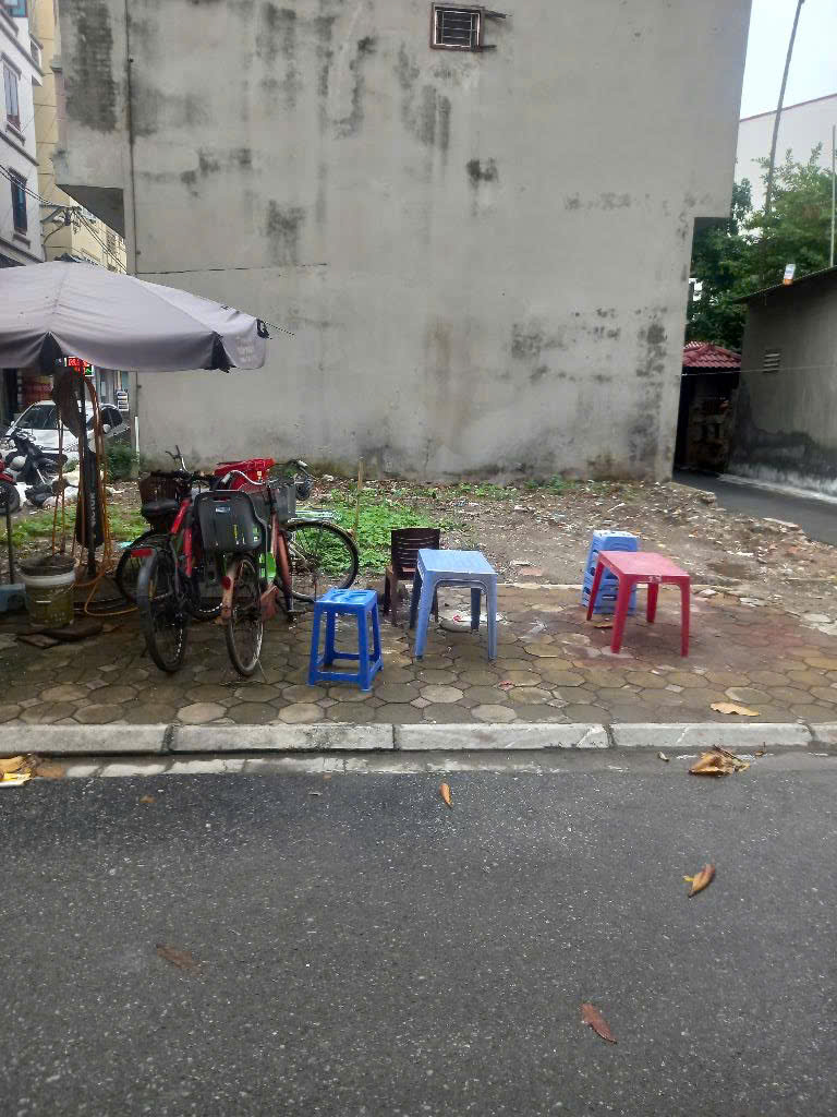 Bán đất Trâu Quỳ, Lô Góc, 100m2, Giá 18 tỷ