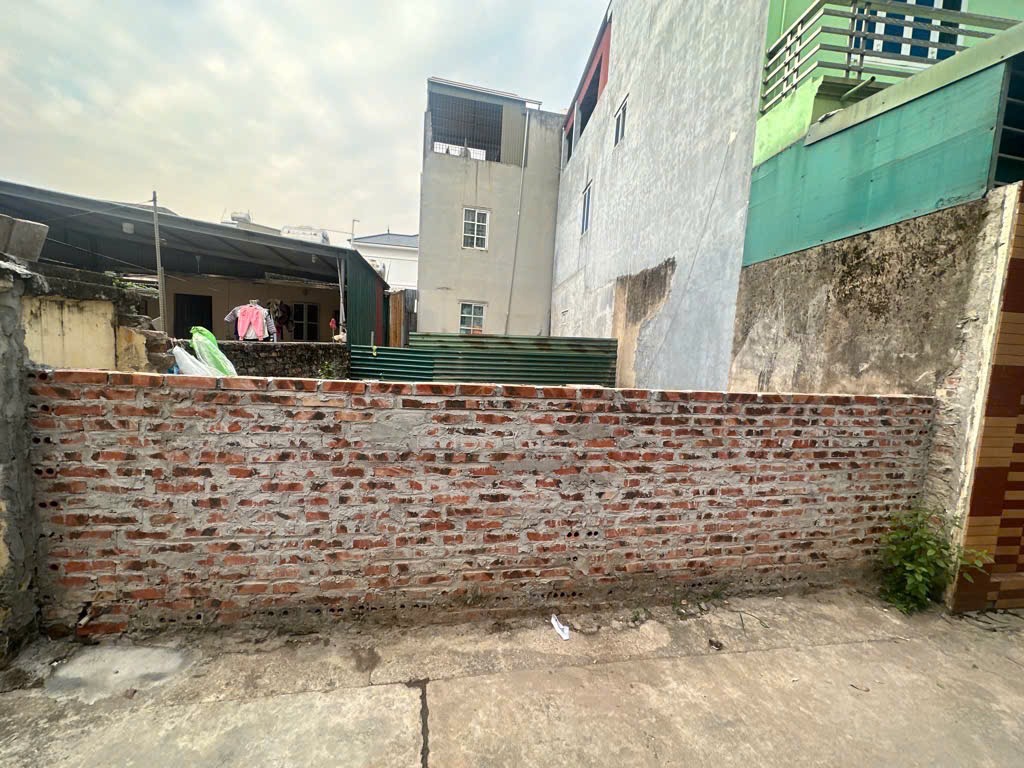 Bán đất Ỷ Lan – Ngõ thông – Nở hậu – Ô tô vào nhà, 77m2, 4.6 tỷ