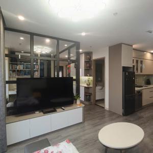 Bán Căn Hộ S2.12 Vin 1, View Triệu Đô-Lô Góc, 75m2, Giá 4.8 Tỷ