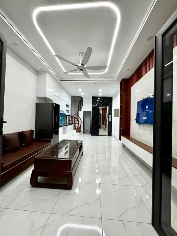 Cần bán gấp nhà yên nghĩa 36m 4tầng dân xây đường ô tô đỗ cửa giá 2,x tỷ