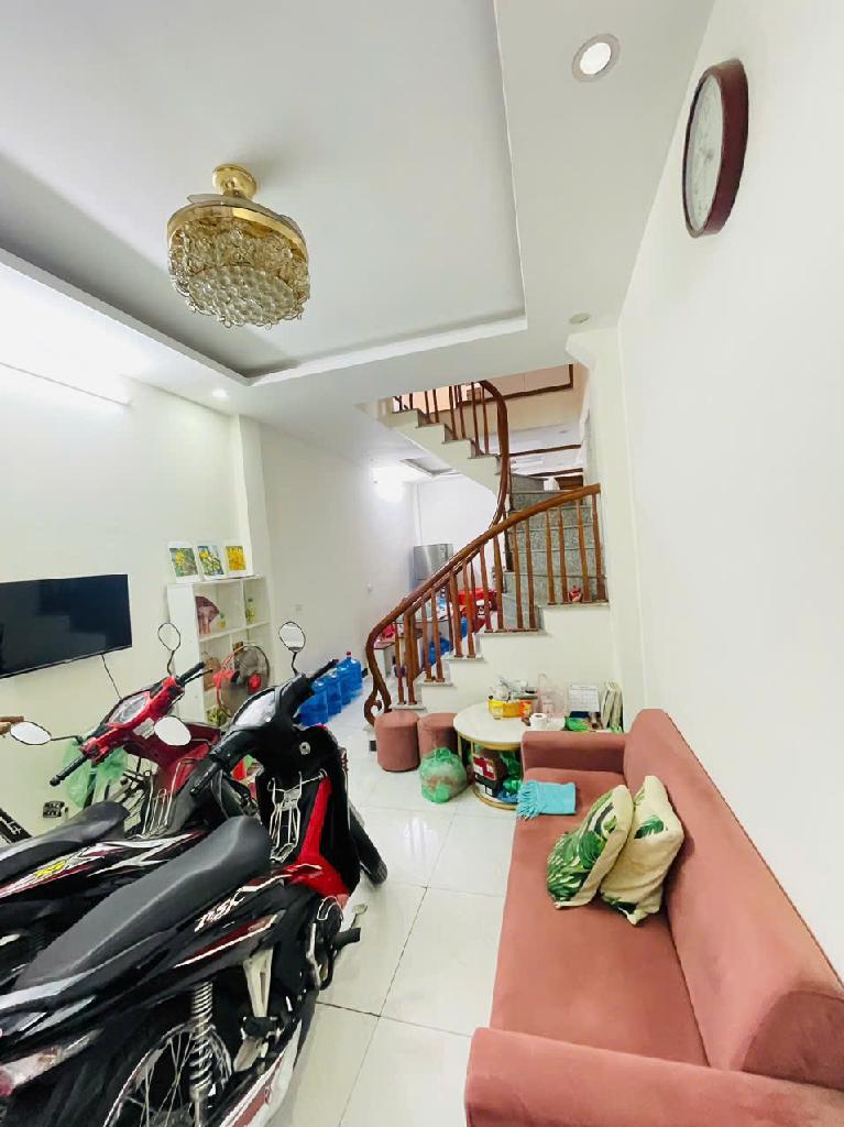 Cần bán gấp nhà yên nghĩa 33m  4tầng dân xây đường ô tô đỗ cửa giá 2,x tỷ