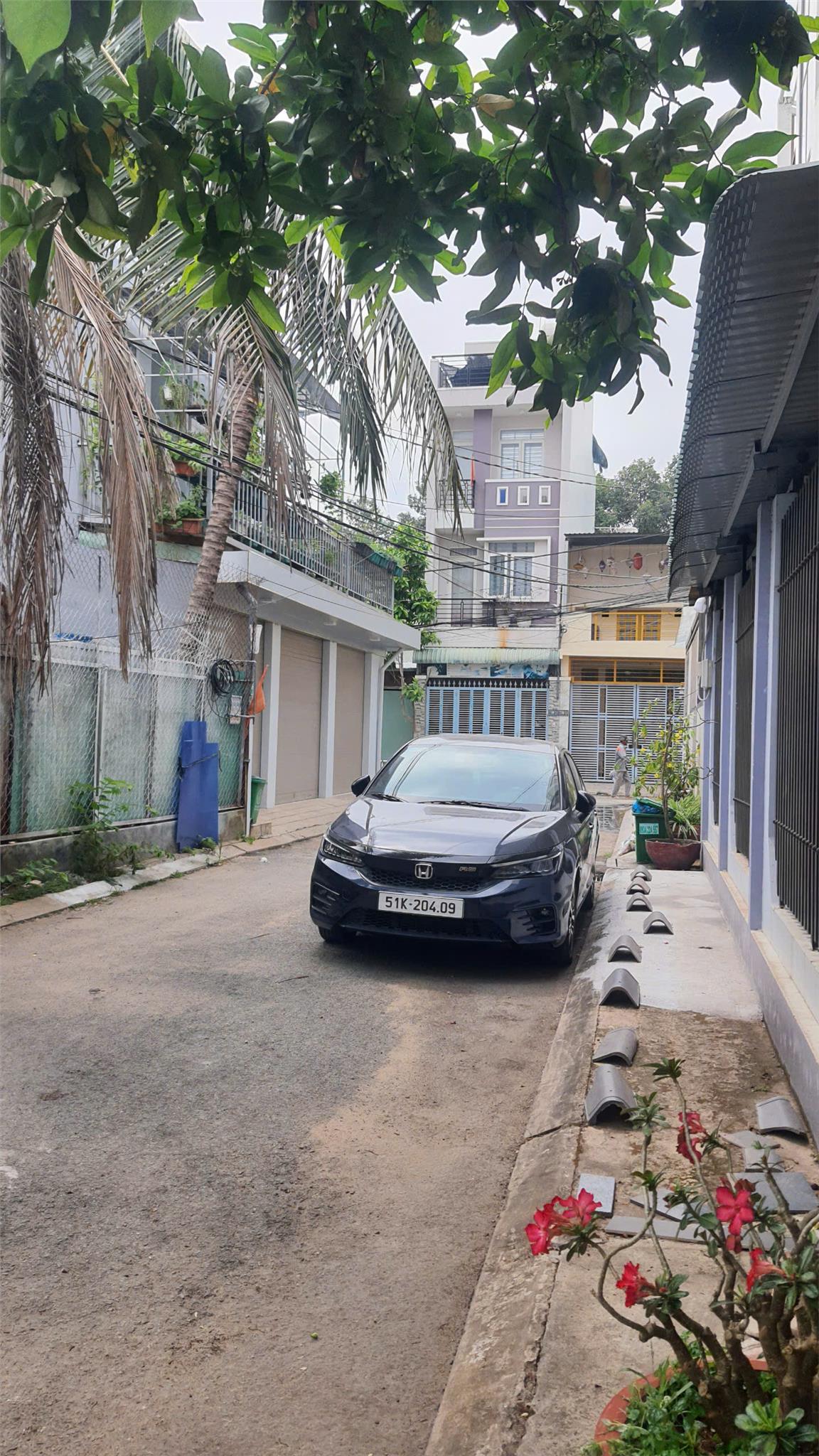 Siêu phẩm NHÀ 3 LẦU Sang - Xịn - Mịn thiết kế hiện đại, cách đường Lò Lu chỉ 50m.