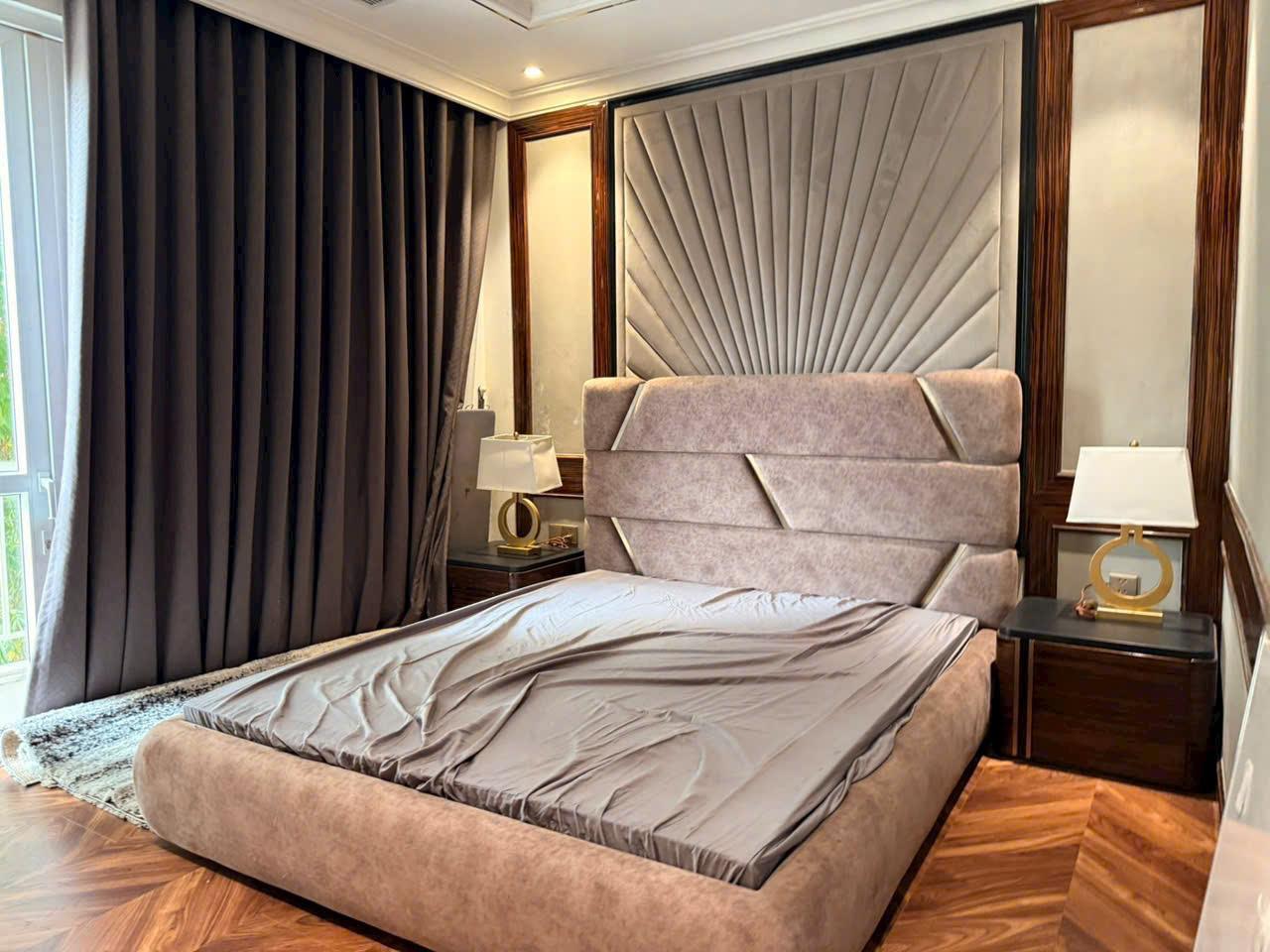 Siêu phẩm NHÀ 3 LẦU Sang - Xịn - Mịn thiết kế hiện đại, cách đường Lò Lu chỉ 50m.