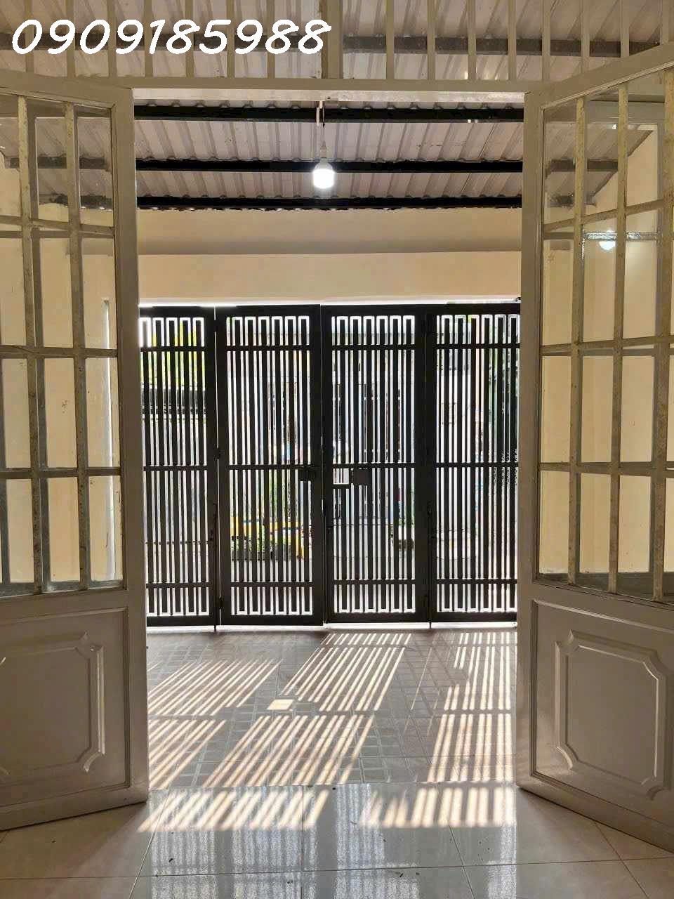 BÁN NHÀ C4 – gác đúc, SHR, HẺM 47 TRƯỜNG LƯU – P. LONG TRƯỜNG, Q9
Giá chỉ: 3,4TỶ (TL)