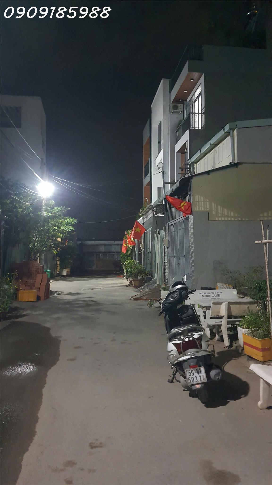 BÁN NHÀ C4 – gác đúc, SHR, HẺM 47 TRƯỜNG LƯU – P. LONG TRƯỜNG, Q9
Giá chỉ: 3,4TỶ (TL)