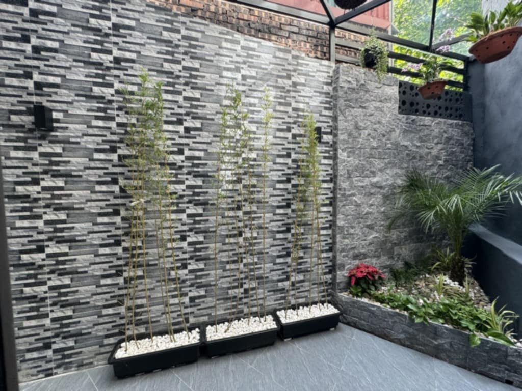 Nhà phố Thạch Bàn- ô tô đỗ cửa - view hồ - 67m2× 3t - 8.3 tỷ