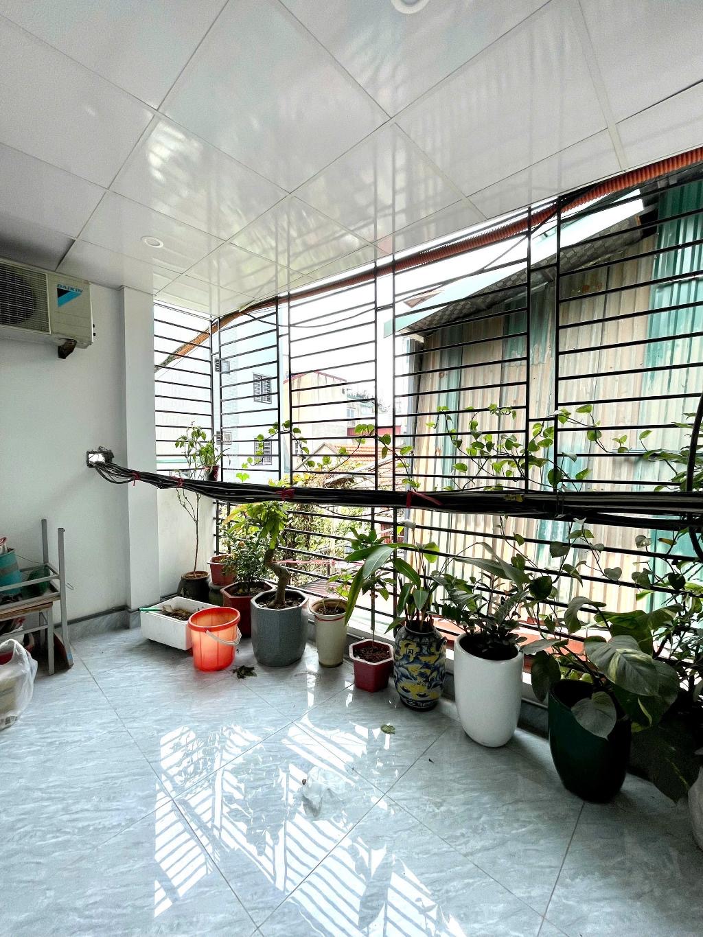 Bán nhà ngõ phố kim ngưu 60m2 , 3 tầng gí 5t5