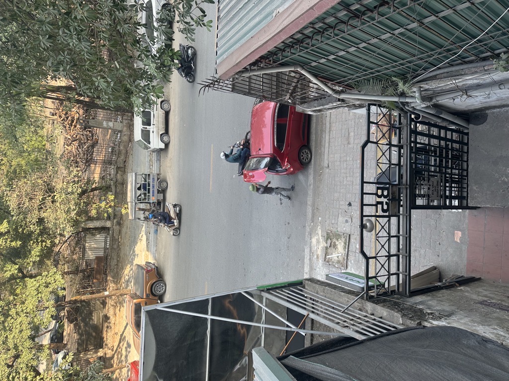 Ban nha TT phố thanh nhàn đối diện công viên tuổi trẻ 22/68m2 giá 3,68 tỷ