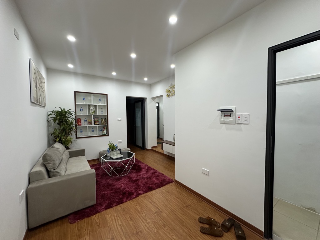 Ban nha TT phố thanh nhàn đối diện công viên tuổi trẻ 22/68m2 giá 3,68 tỷ