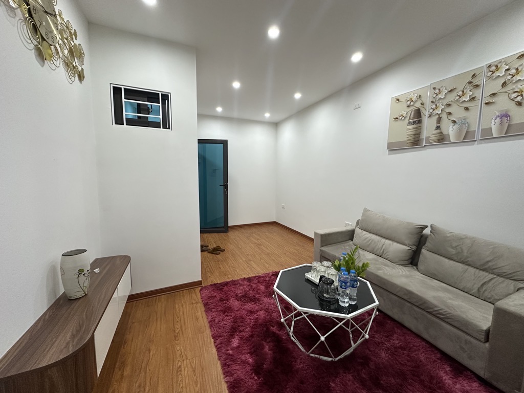 Ban nha TT phố thanh nhàn đối diện công viên tuổi trẻ 22/68m2 giá 3,68 tỷ