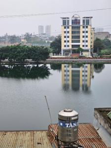 Bán nhà tam trinh hoàng mai view hồ 5 tầng thang máy 68m2 giá 12,3 tỷ