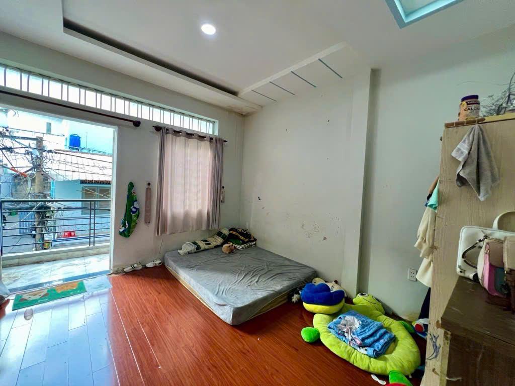 NHÀ TRỊNH ĐÌNH TRỌNG QUẬN TÂN PHÚ  4 X 11, HẺM ÔTÔ TRÁNH, NHỈNH 5 TỶ
