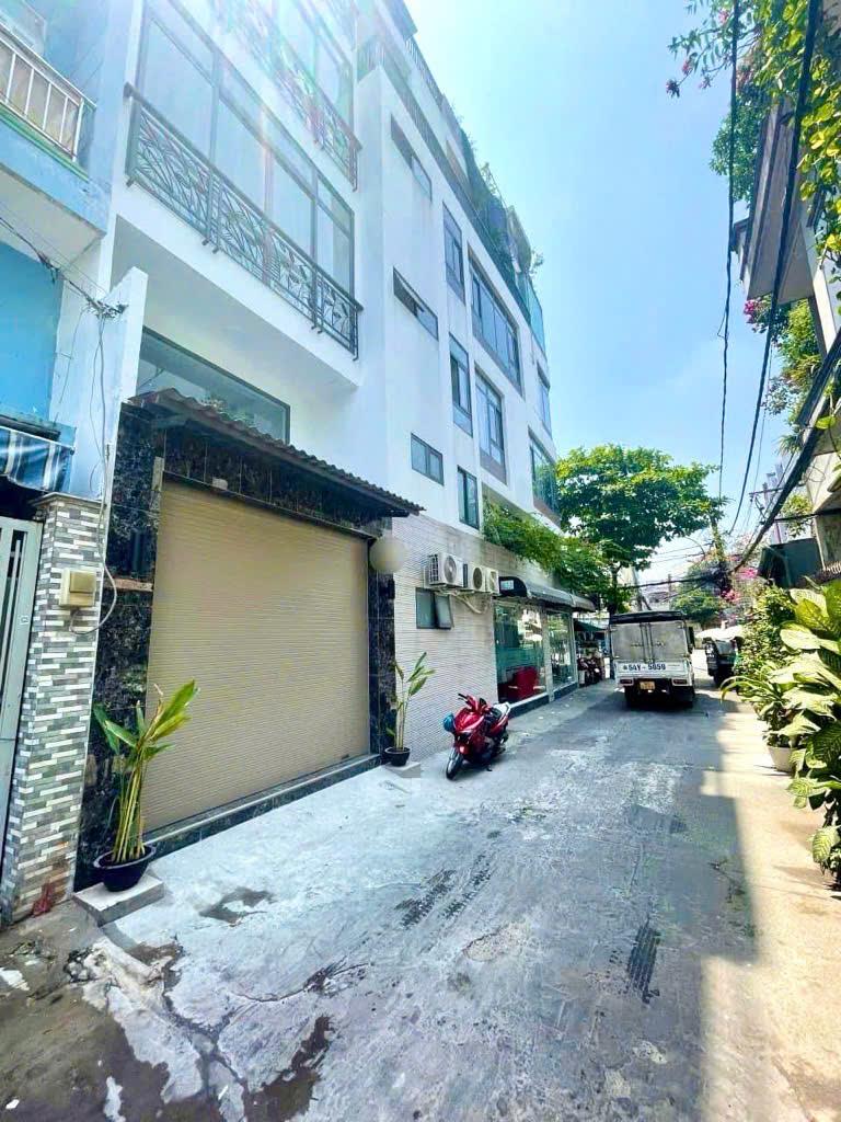 NHÀ TRỊNH ĐÌNH TRỌNG QUẬN TÂN PHÚ  4 X 11, HẺM ÔTÔ TRÁNH, NHỈNH 5 TỶ