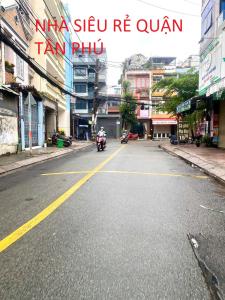 NHÀ GẦN ÂU CƠ QUẬN TÂN PHÚ  4,2 X 13, HXH TRÁNH,  5.X TỶ