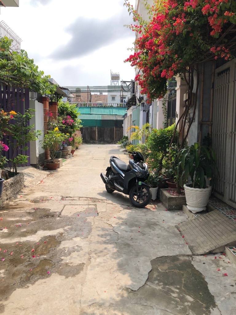 Cần bán nhà Hiệp Bình Chánh