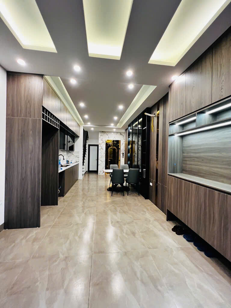 BÁN NHÀ PHỐ TÂN MAI, QUẬN HOÀNG MAI, HÀ NỘI
