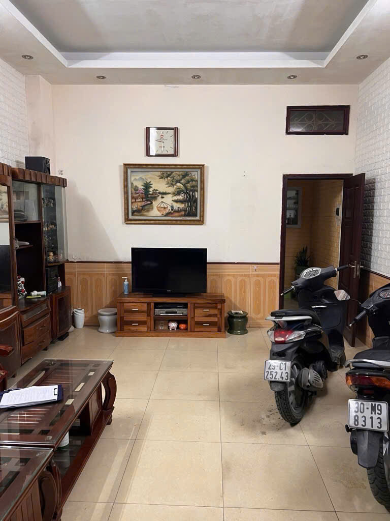 BÁN NHÀ MẶT PHỐ KIM ĐỒNG, HOÀNG MAI, HÀ NỘI: THÔNG SỐ VÀNG,  KHÔNG LỖI PHONG THỦY, VỈA HÈ, KINH DOANH: 60m2 x 4 TẦNG x MT 4.7m x 19 TỶ.