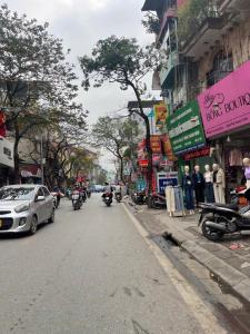 BÁN NHÀ MẶT PHỐ TRƯƠNG ĐỊNH: 88M* MẶT TIỀN 4M VỈA HÈ RỘNG KINH DOANH, HOÀNG MAI, HÀ NỘI