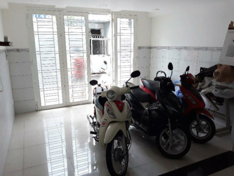 Bán nhà Quận 3, Lý Chính Thắng, 24m2, 3 tầng, nhỉnh 4 tỷ