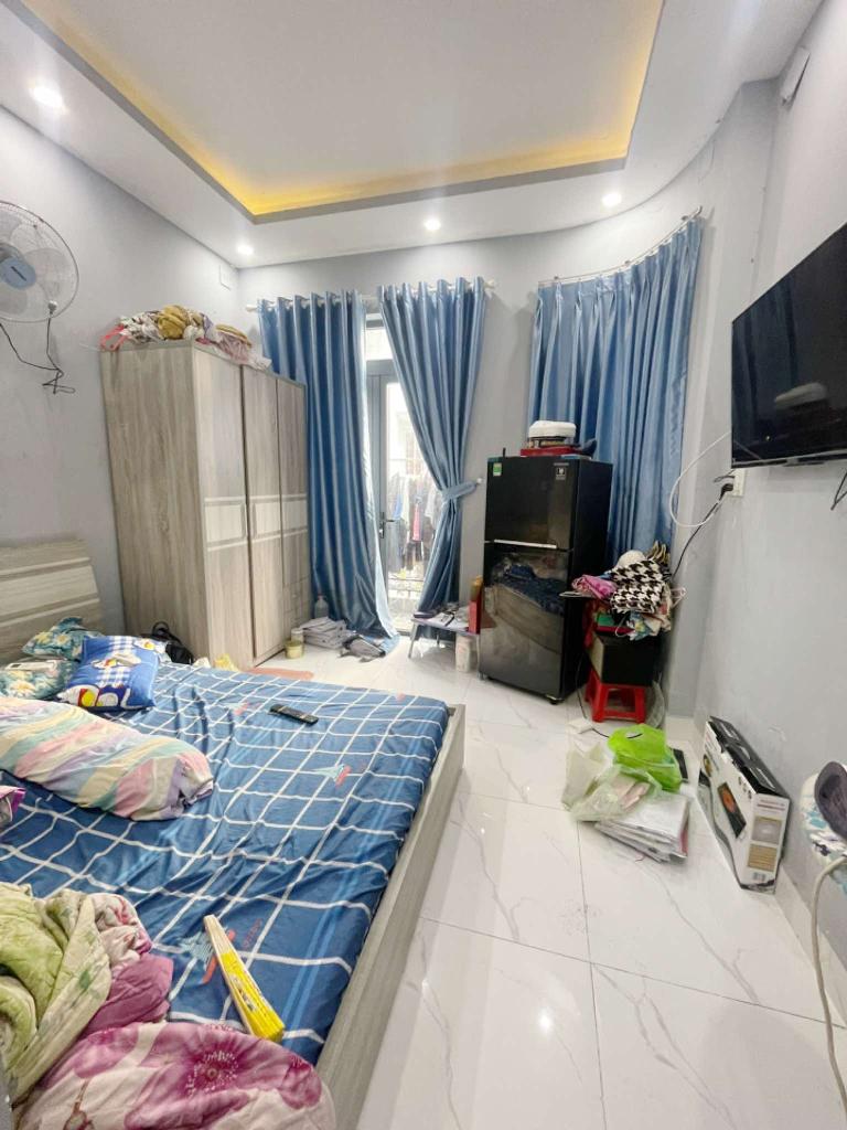 Bán nhà Quận 3, Lý Chính Thắng, 41m2, 4 tầng, HXH, nhỉnh 9 tỷ