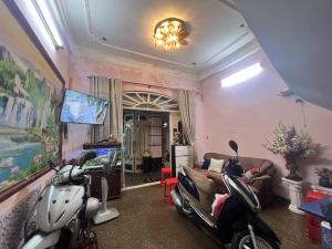 Bán nhà Quận 3, Lý Chính Thắng, 96m2, hẻm 6m, 4 tầng, 13 tỷ