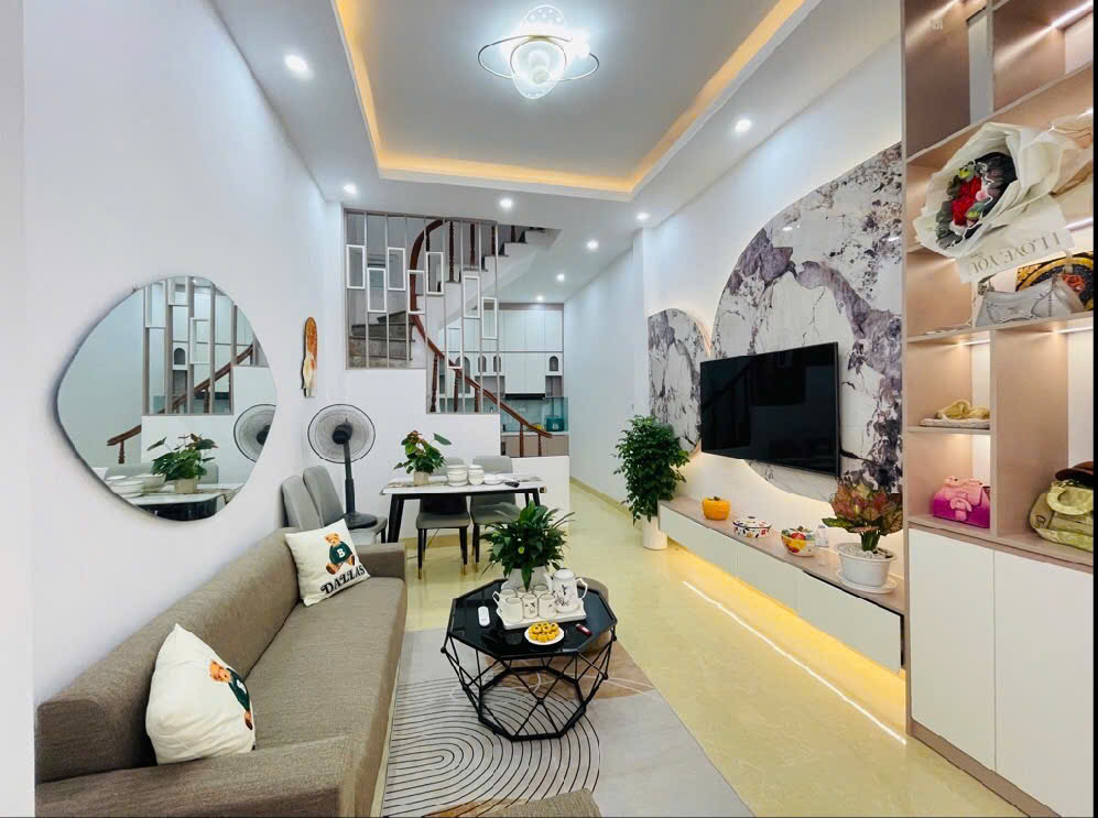 LÔ GÓC - NHÀ ĐẸP Ở LUÔN - 3PN - CÁCH Ô TÔ TRÁNH 20M - TẶNG FULL NỘI THẤT