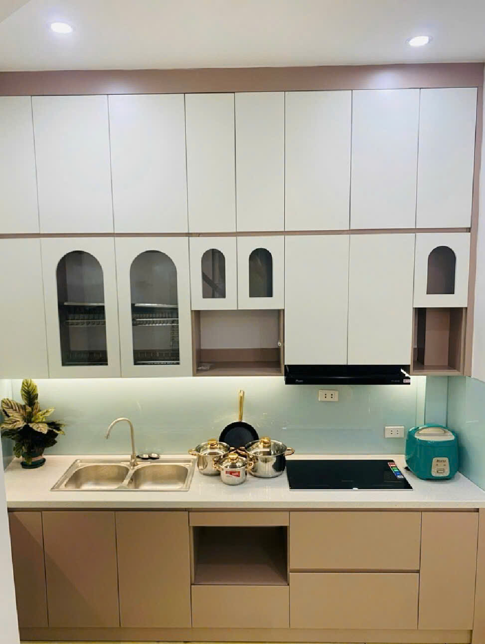 LÔ GÓC - NHÀ ĐẸP Ở LUÔN - 3PN - CÁCH Ô TÔ TRÁNH 20M - TẶNG FULL NỘI THẤT