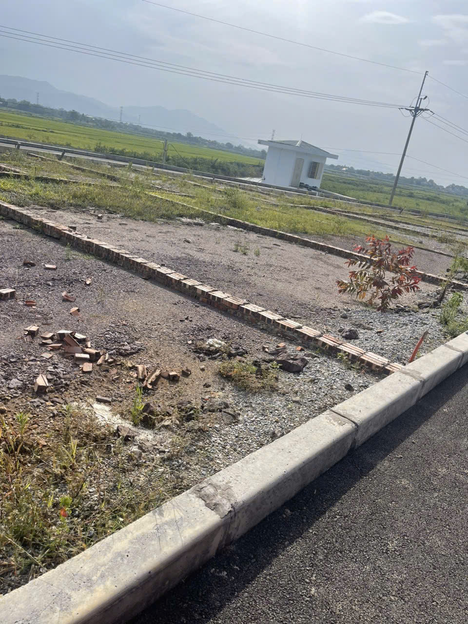 CHỈ HƠN 1 TỶ CÓ NGAY LÔ ĐẤT HN Bán lô đât DT 60.5M FULL THỔ. XÃ ĐÔNG SƠN. CHƯƠNG MỸ