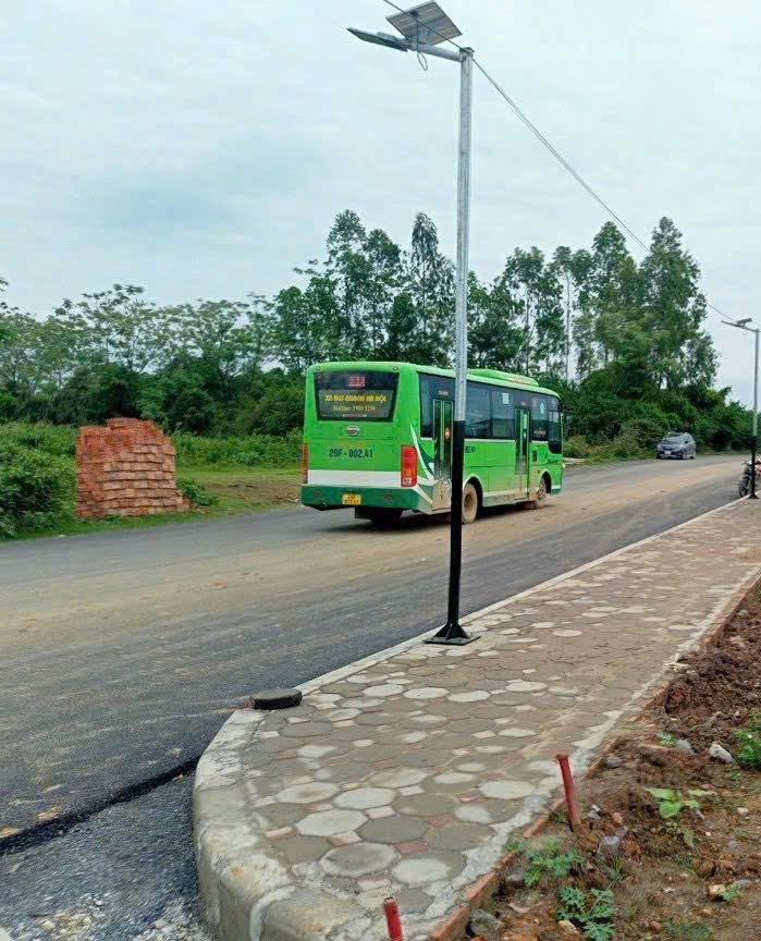 BÁN ĐẤT 125M2. TẶNG NHÀ 3 TẦNG. ĐƯỜNG 8M TẠI ĐÔNG SƠN CHƯƠNG MỸ. GIÁ NHỈNH 3 TỶ XÍU