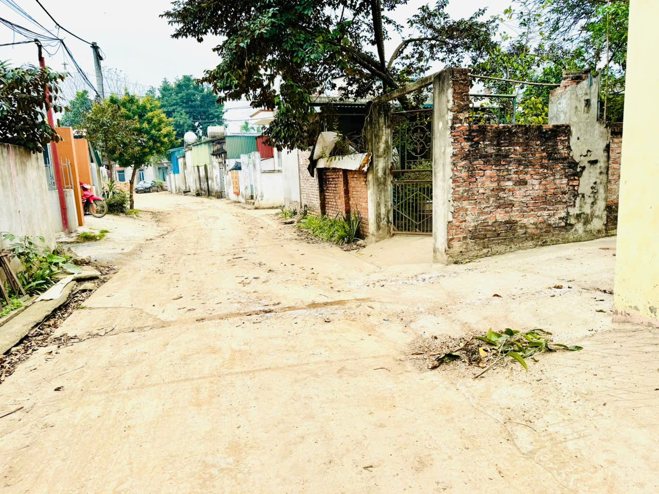 tìm đâu ra đất PHÚ NGHĨA. CHƯƠNG MỸ giá chỉ hơn tỷ dt 67m2 fun tc ô tô vào tận đất