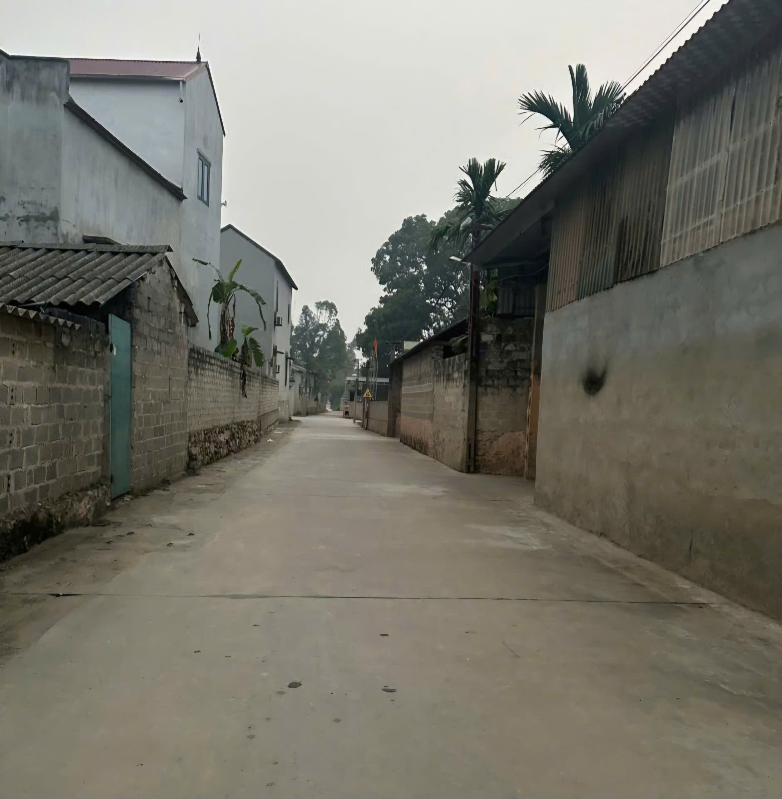 Bán mảnh 110m Tại Thanh Bình mặt tiền hơn 7m cách quốc lộ 6 hơn 300m