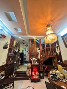 Bán Nhà 4.2 x 13.0 , Nhà 1 Sẹt Đường Phạm Bạch, P15, Quận Tân Bình, 2 Tầng, Giá 4,3 Tỷ.