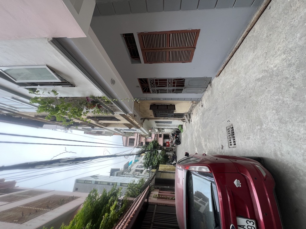 Bán nhà Ô TÔ đỗ cửa Hoàng Văn Thái. DT 52m Giá : 9,56 tỷ.