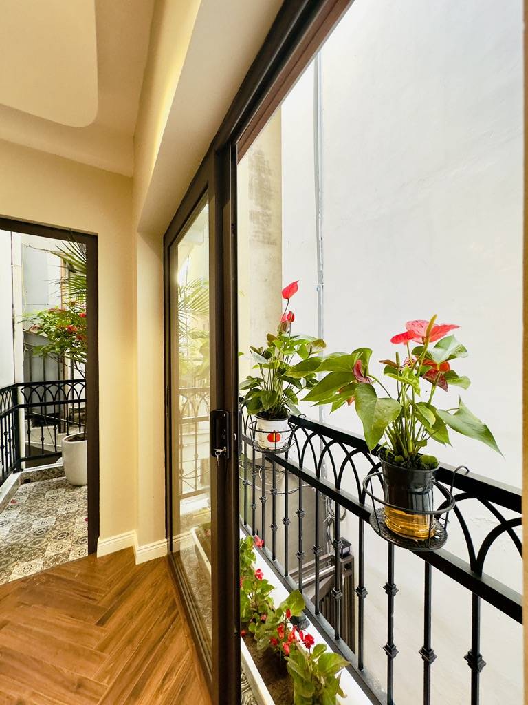 Chính chủ gửi bán gấp - nhà đẹp Hoàng Văn Thái  40m² – 6,85 tỷ