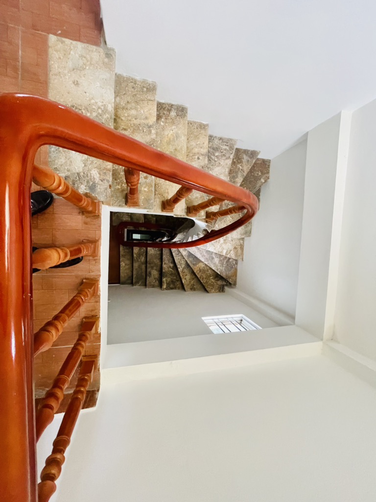 NGAY TRUNG TÂM THANH TRÌ, ĐI BỘ SANG UBND HUYỆN - 65M 5TẦNG CHỈ HƠN 7TỶ!