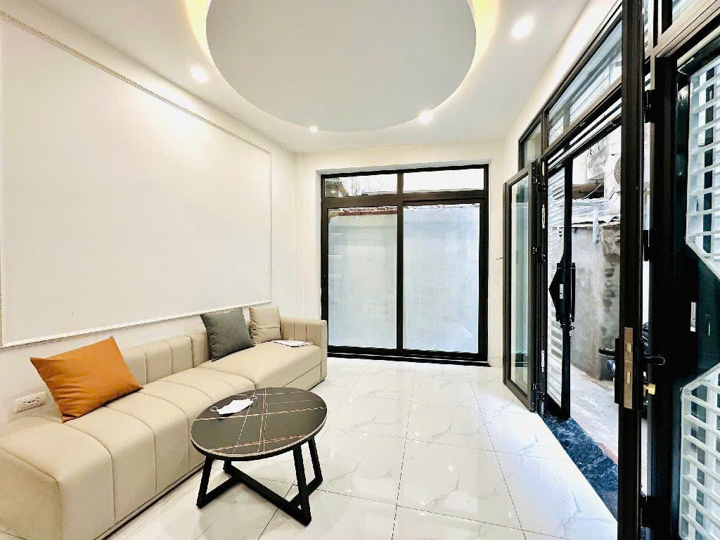 Bán nhà Nghĩa Dũng 5 tầng, SDCC, FULL nội thất 5,9 tỷ đồng