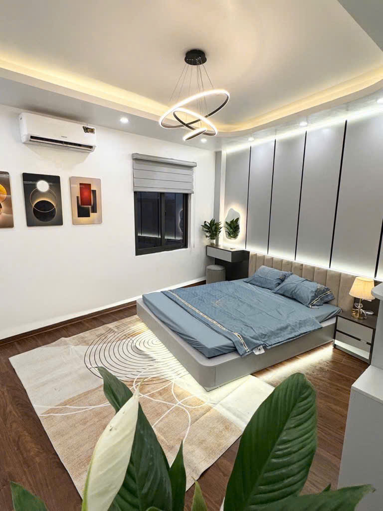 Bán nhà siêu hiếm phố Đội Cấn 35m2 5 tầng, 2 mặt thoáng 6,8 tỷ