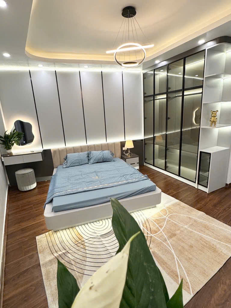 Bán nhà siêu hiếm phố Đội Cấn 35m2 5 tầng, 2 mặt thoáng 6,8 tỷ