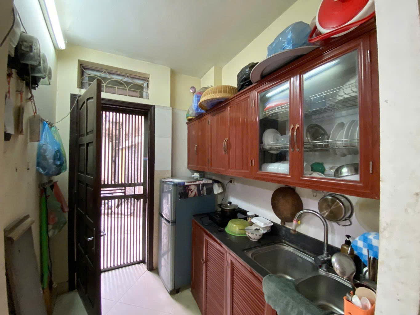 Bán nhà 6 tầng 28m2 La Thành, ngõ thông, lô góc, trung tâm quận Ba Đình 6,1 tỷ