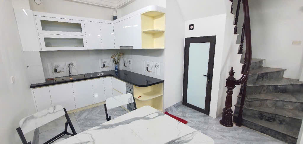 Bán nhà An Dương - 4 tầng - Vị trí đắc địa - Ngõ thông - 6,45 tỷ