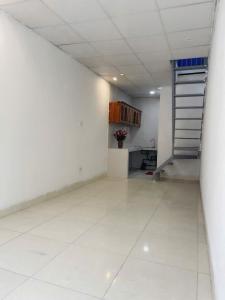 BÁN NHÀ 2 TẦNG QUẬN TÂY HỒ VỀ Ở NGAY