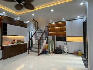 Bán nhà Thuỵ Khuê – 36m2 – 4 tầng – Mặt tiền rộng – 9,3 tỷ (có thương lượng)